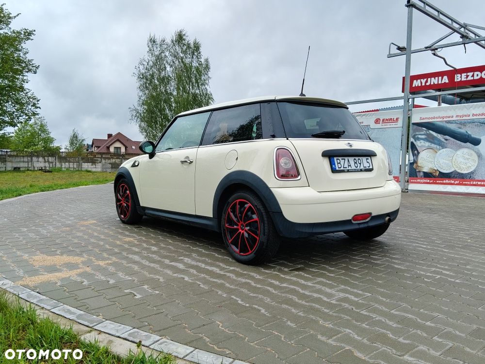 MINI ONE - 4