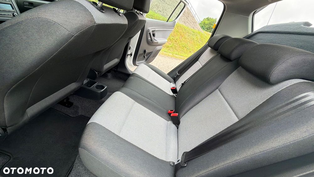 Skoda Fabia 1.4 MPI FAMILY - 27