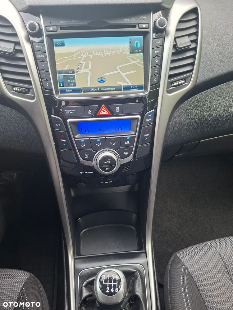 Hyundai i30 - 19