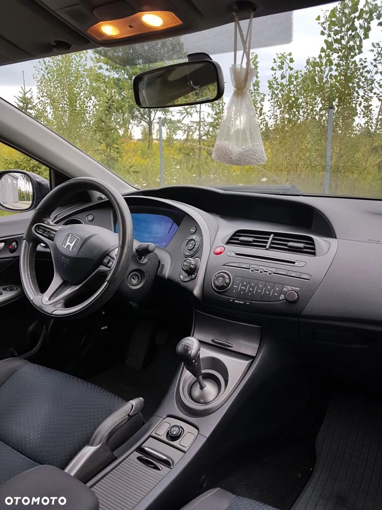 Honda Civic 1.8 Comfort - 16