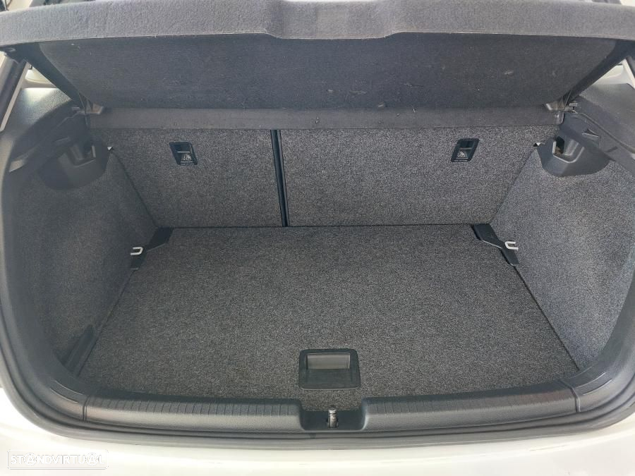 VW Polo 1.0 Trendline - 33
