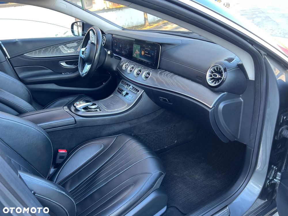 Mercedes-Benz CLS - 7