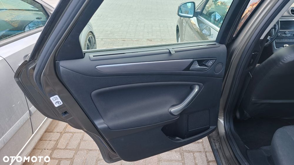 Ford Mondeo 2.0 TDCi Titanium S - 17