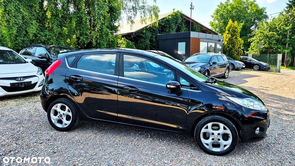 Ford Fiesta - 10