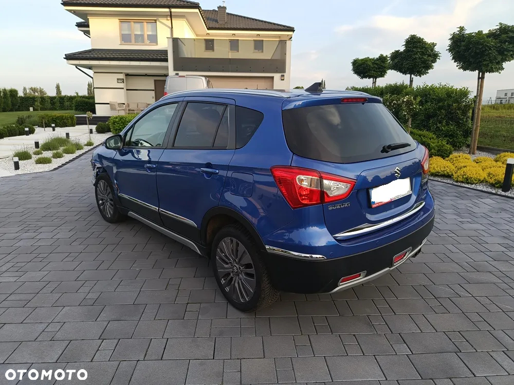Suzuki SX4 S-Cross 1.6 Premium 4WD - 4