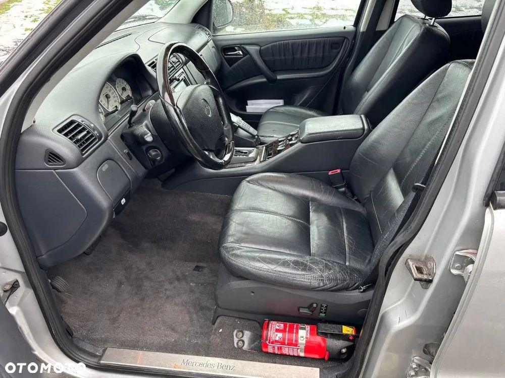 Mercedes-Benz ML 55 AMG - 10