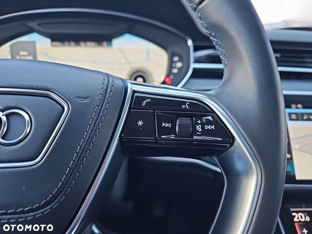 Audi A8 - 23