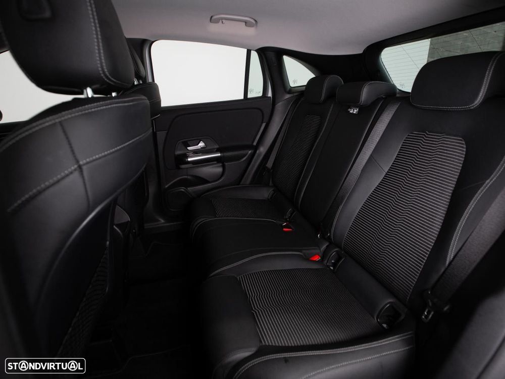 Mercedes-Benz GLA 250 8G-DCT Progressive - 10