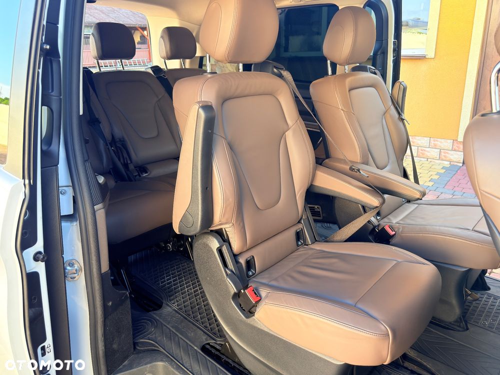 Mercedes-Benz Klasa V 300 d 4-Matic Avantgarde 9G-Tronic (ekstra d³) - 8