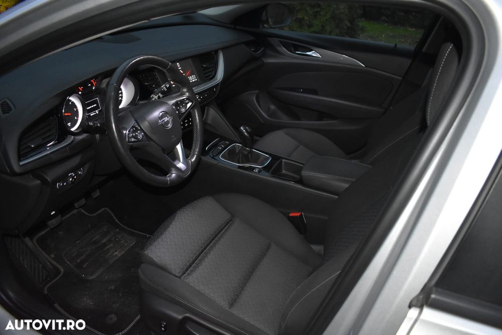 Opel Insignia - 21
