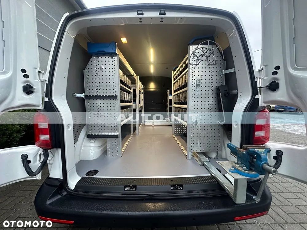 Volkswagen Transporter - 19