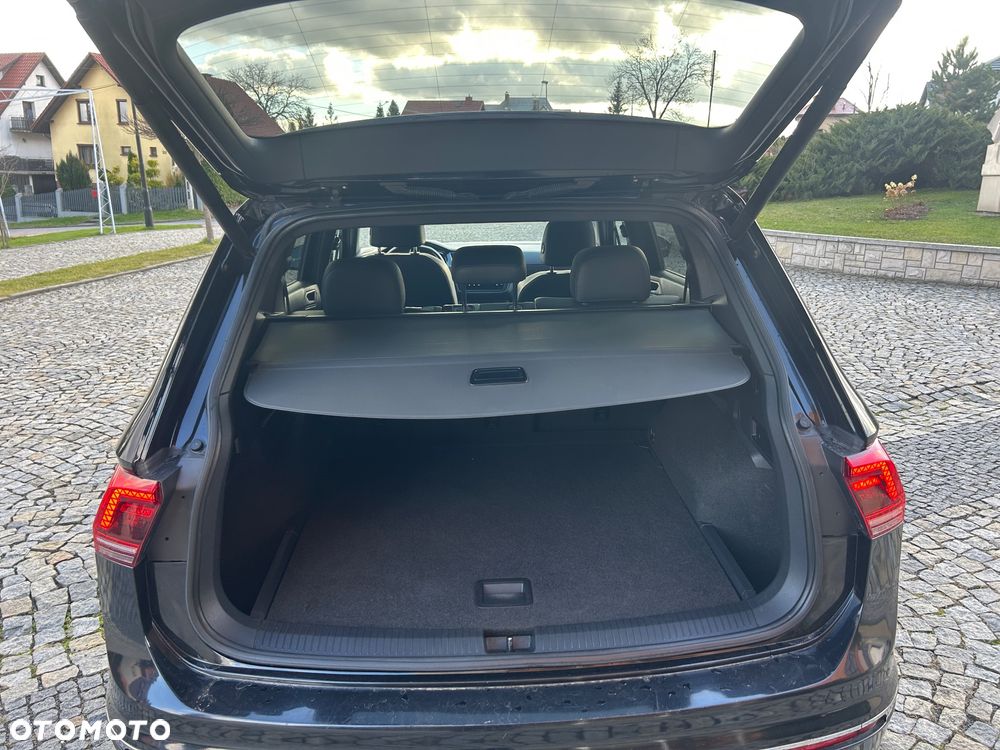 Volkswagen Tiguan Allspace 2.0 TSI 4Mot Highline DSG - 7