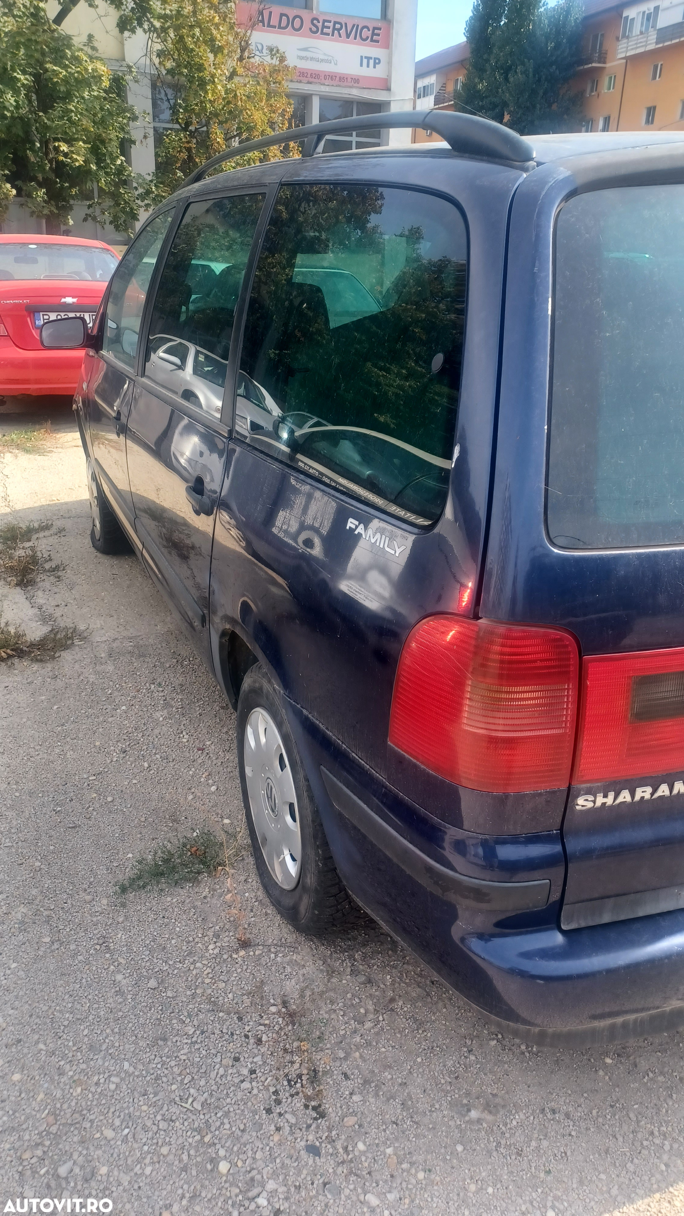 Volkswagen Sharan 1.9 TDI - 2