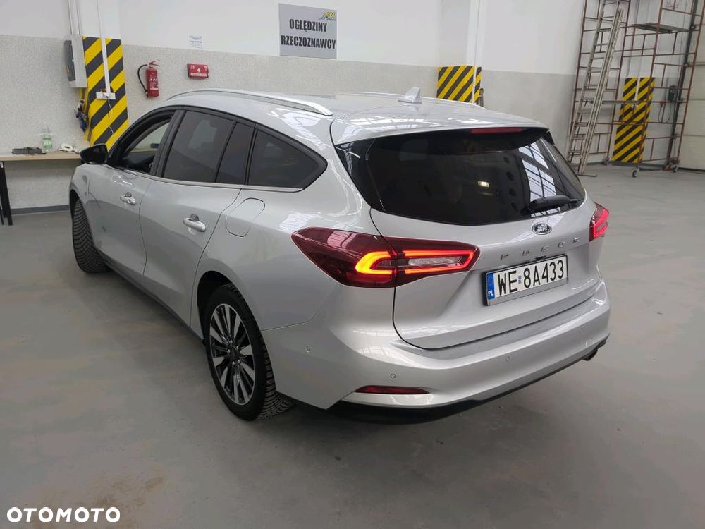 Ford Focus 1.0 EcoBoost Titanium Style - 3