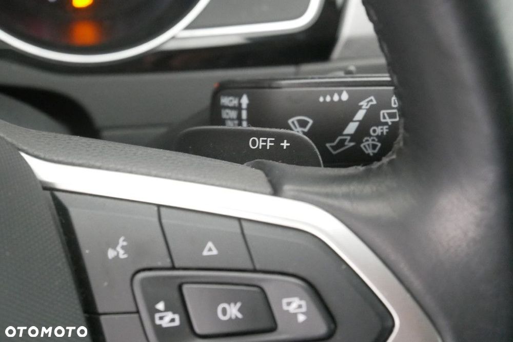 Volkswagen Passat Variant - 25