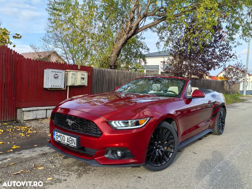 Ford Mustang - 2