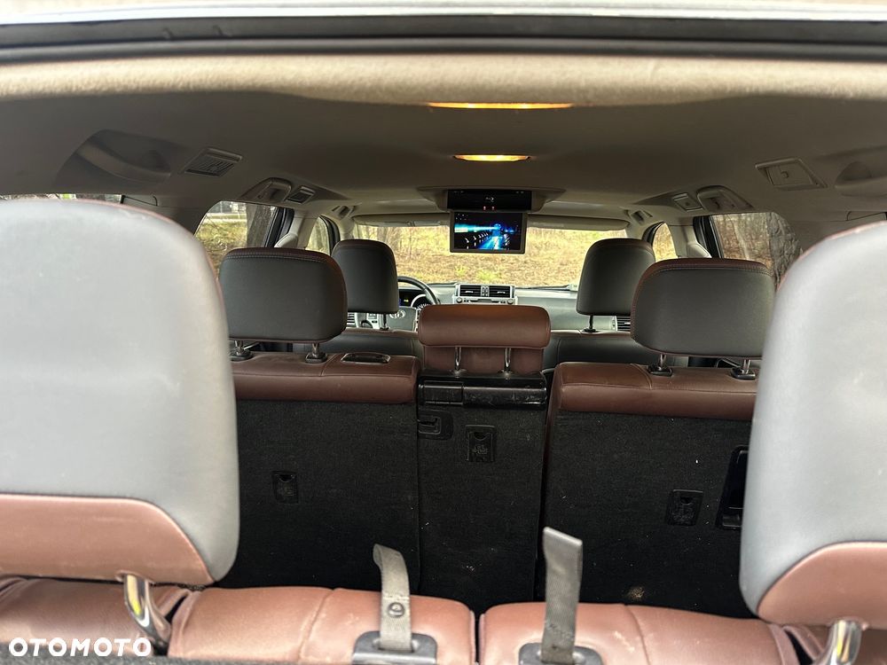 Toyota Land Cruiser - 5