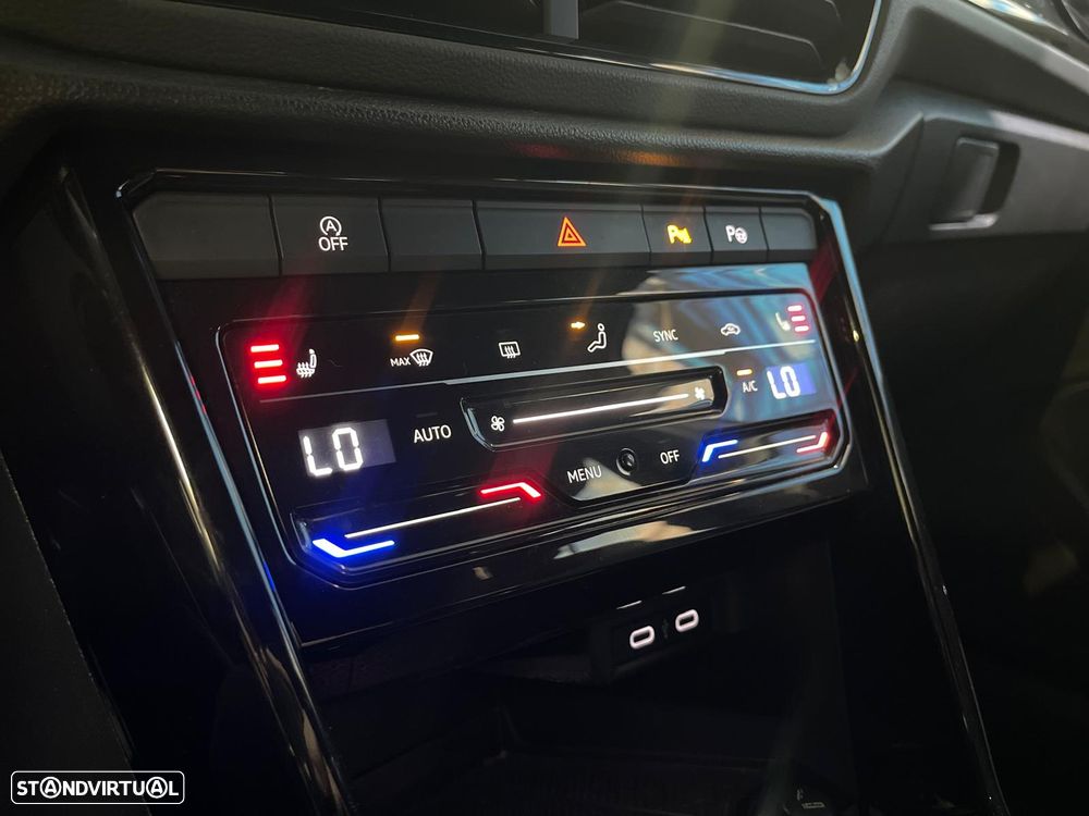 VW T-Roc 1.0 TSI Black Style - 40