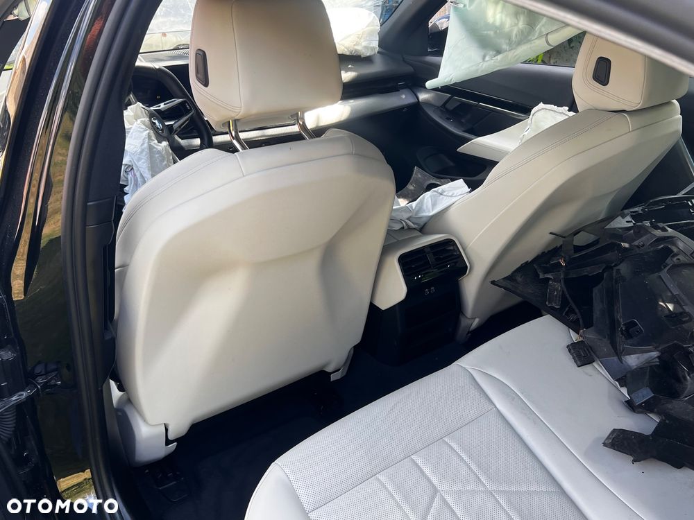 BMW Seria 5 520i mHEV M Sport - 7