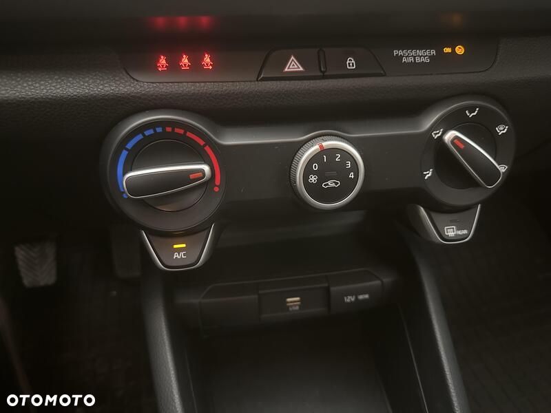 Kia Rio 1.2 M - 16