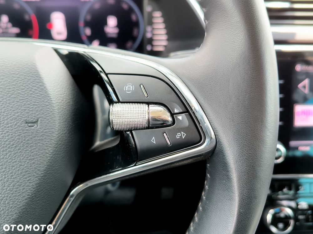 Skoda Superb 2.0 TSI Style DSG - 17