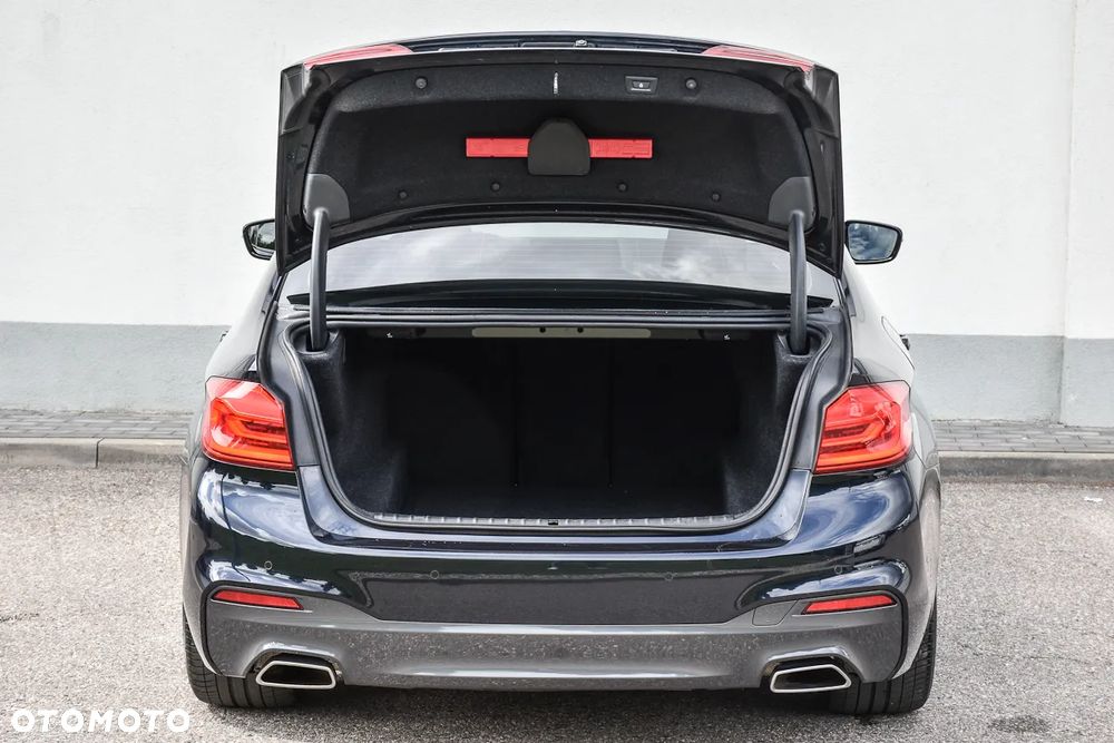 BMW Seria 5 530i xDrive M Sport Edition - 40