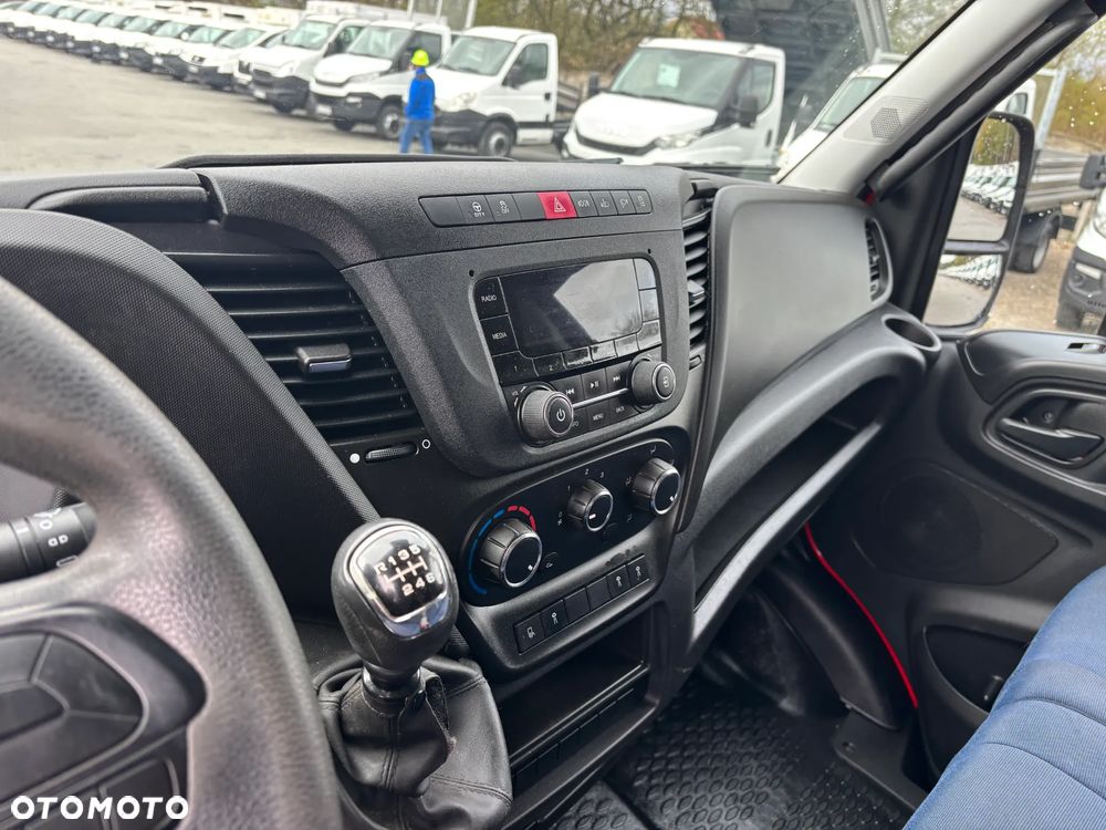Iveco DAILY 50c16 50C15 50C17 35C14 35C15 35C17 35C18 70C17 72C15 70C18 Izoterma Chłodnia  9/8 euro palet - 9
