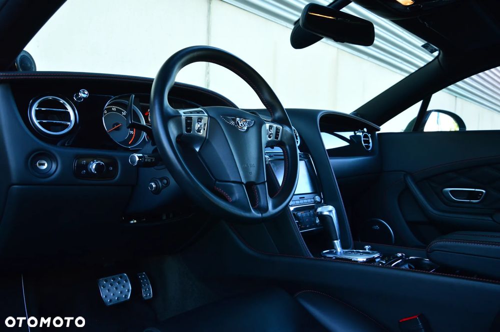 Bentley Continental GT - 13