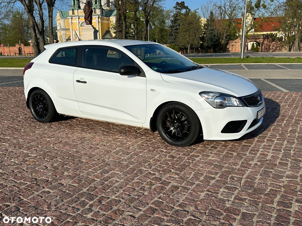 Kia ProCeed 1.4 M - 19