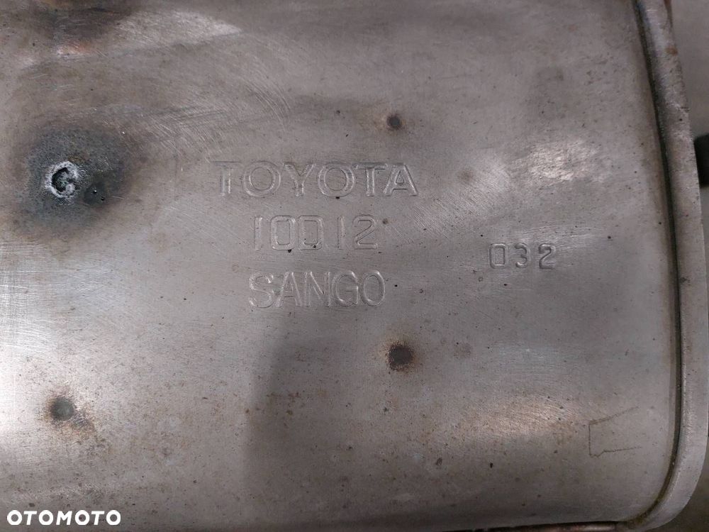 TŁUMIK WYDECH KOŃCOWY + ŚRODKOWY TOYOTA COROLLA E12 1.6 16V 10D12 - 3