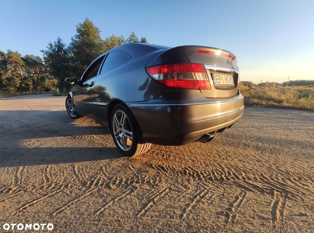 Mercedes-Benz CLC 200 CDI - 10