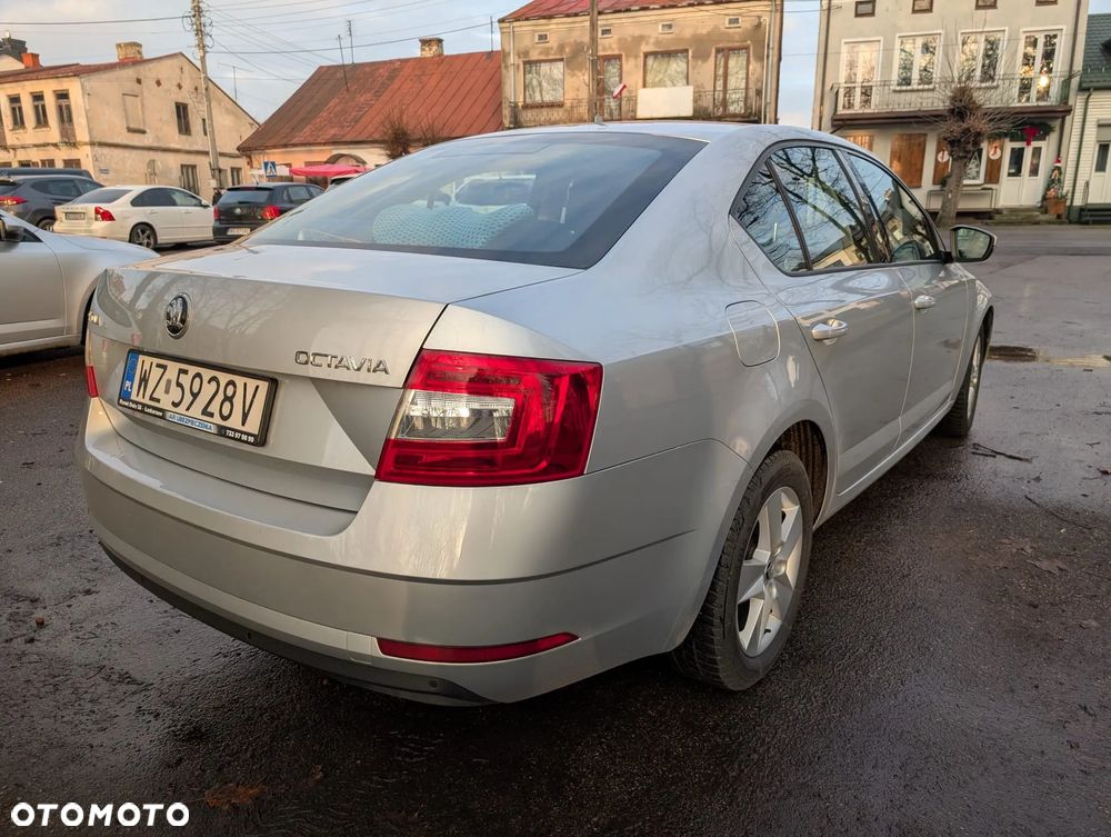 Skoda Octavia 1.6 TDI Ambition - 4