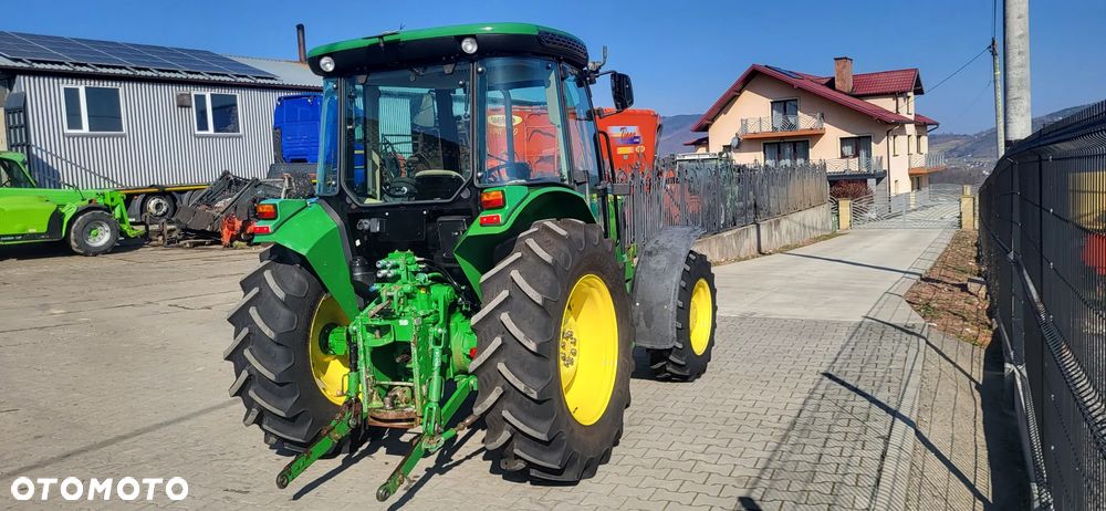 John Deere 5215 Napęd 4X4 - 9