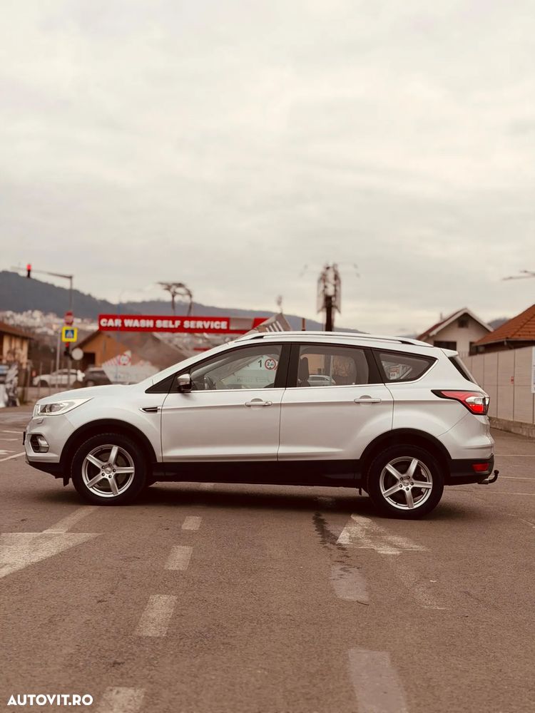 Ford Kuga 2.0 EcoBlue Aut. 4x4 COOL&CONNECT - 5