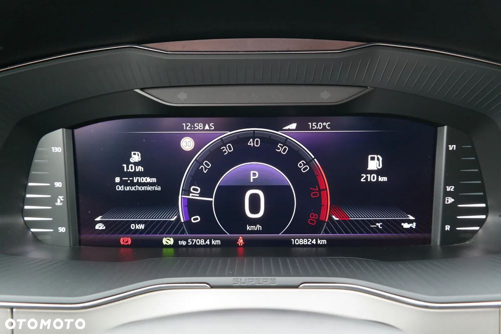 Skoda Superb 2.0 TSI L&K DSG - 17