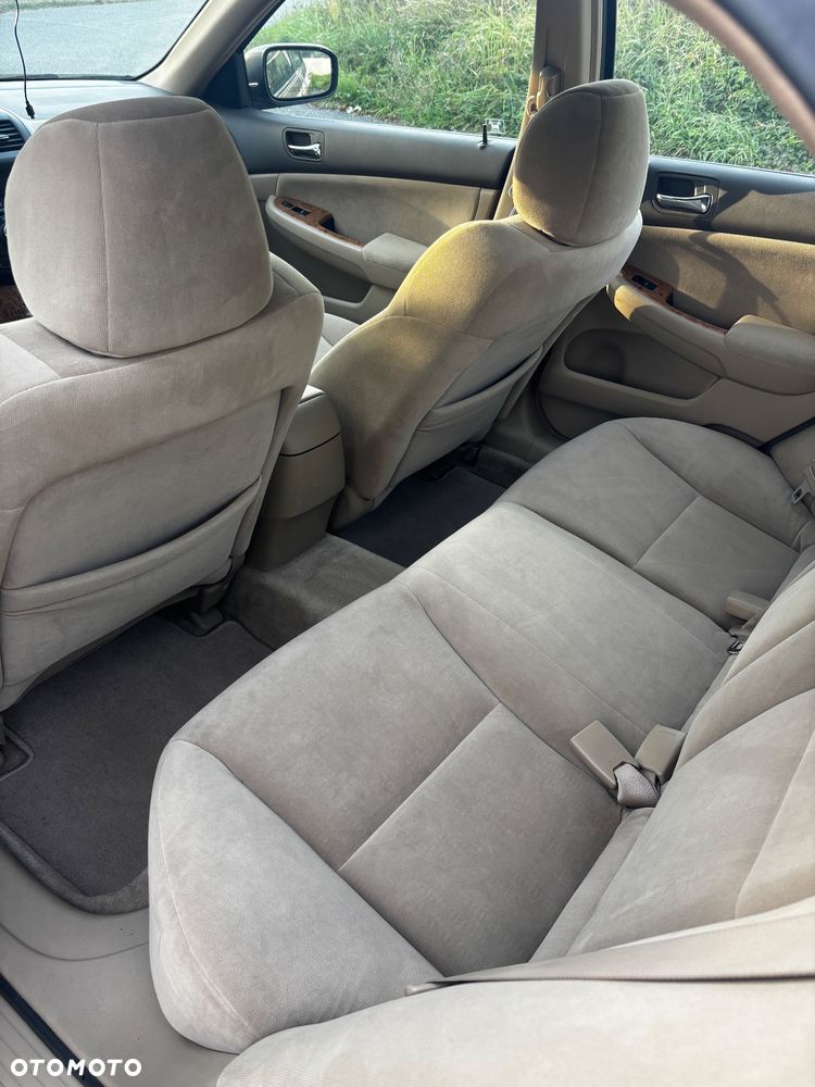 Honda Accord 2.4 LX - 10