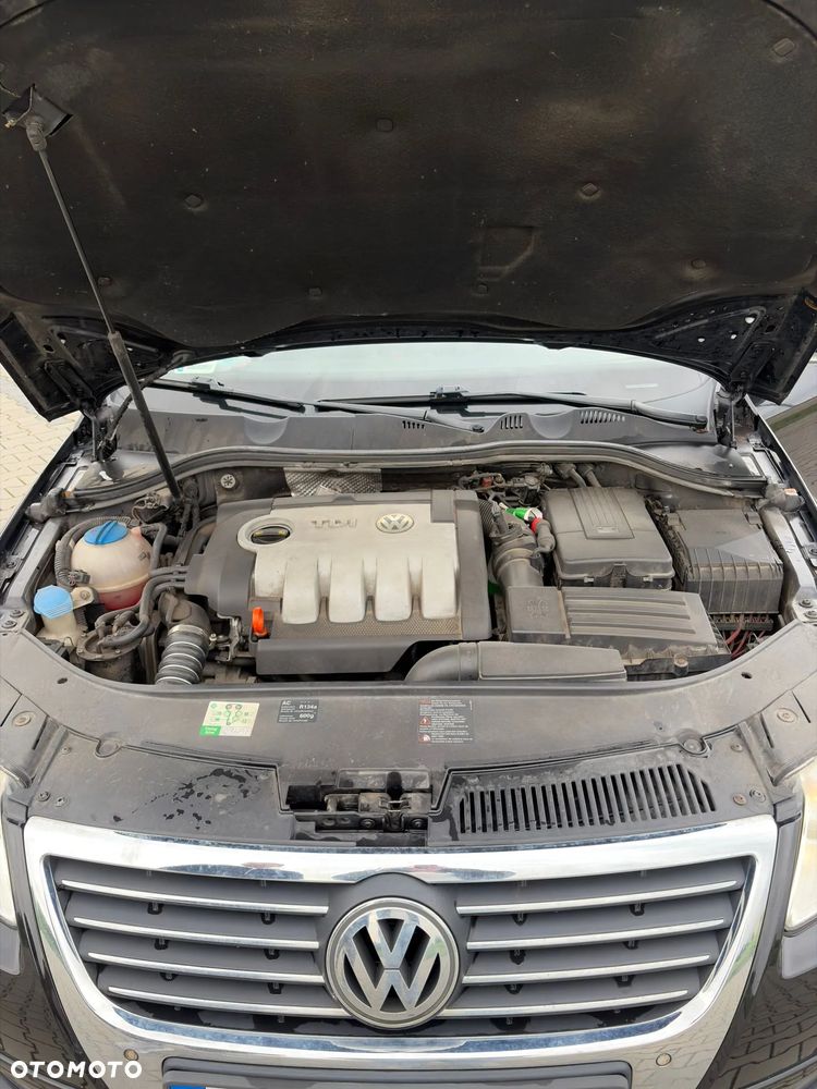 Volkswagen Passat 2.0 TDI 4Motion Highline - 21