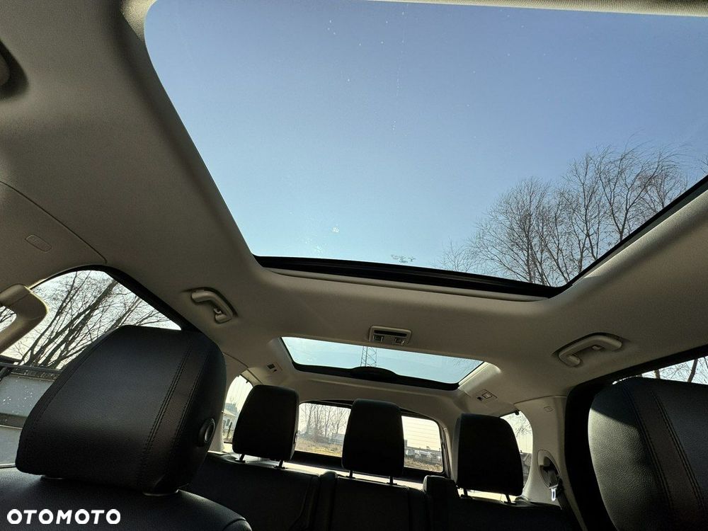 Land Rover Discovery - 17