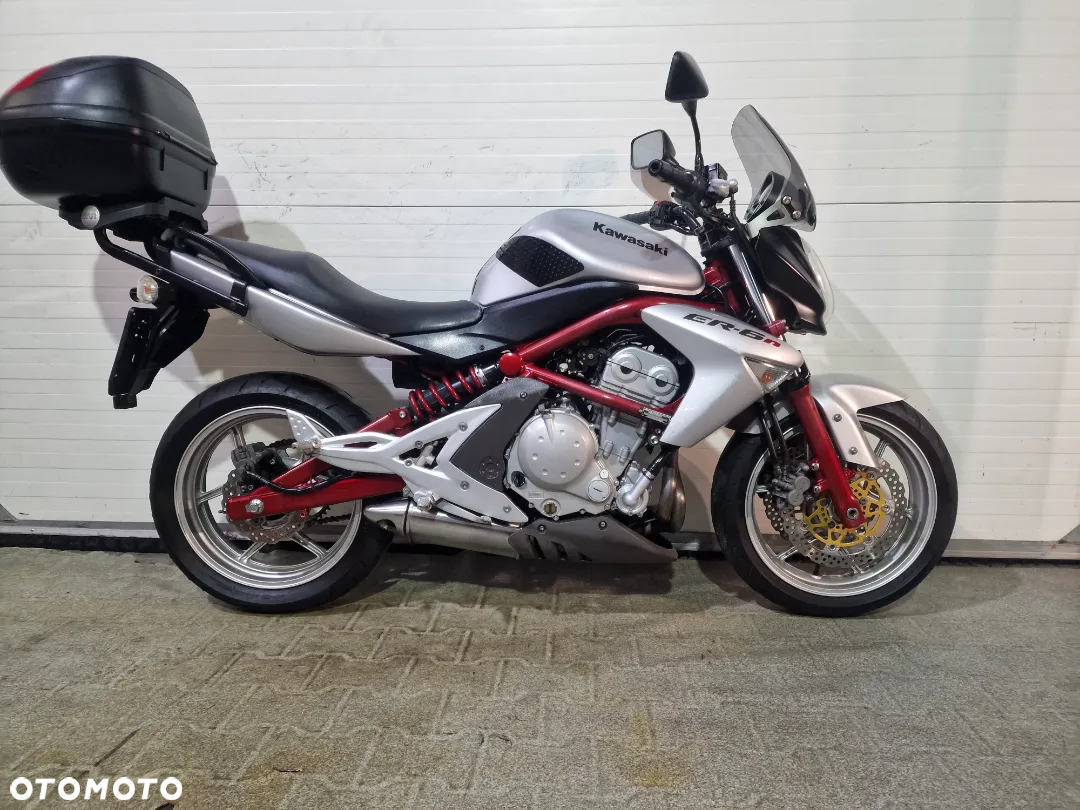 Kawasaki ER - 4