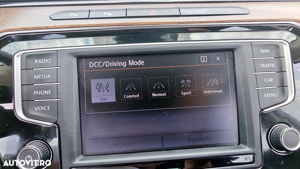 Volkswagen Passat - 23