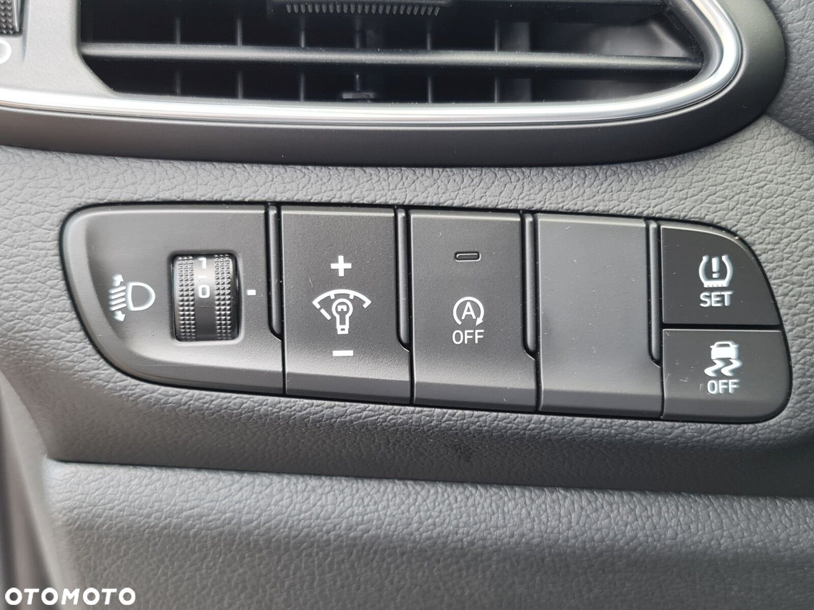 Hyundai i30 1.5 T-GDI 48V Modern - 13