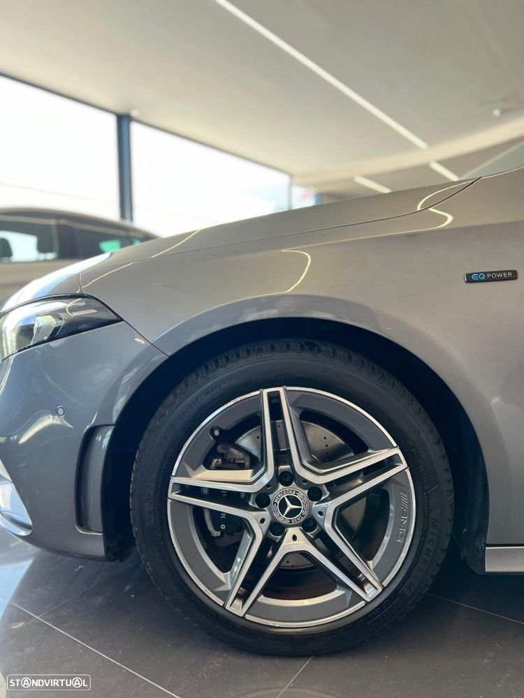 Mercedes-Benz A 250 e 8G-DCT AMG Line Advanced - 8