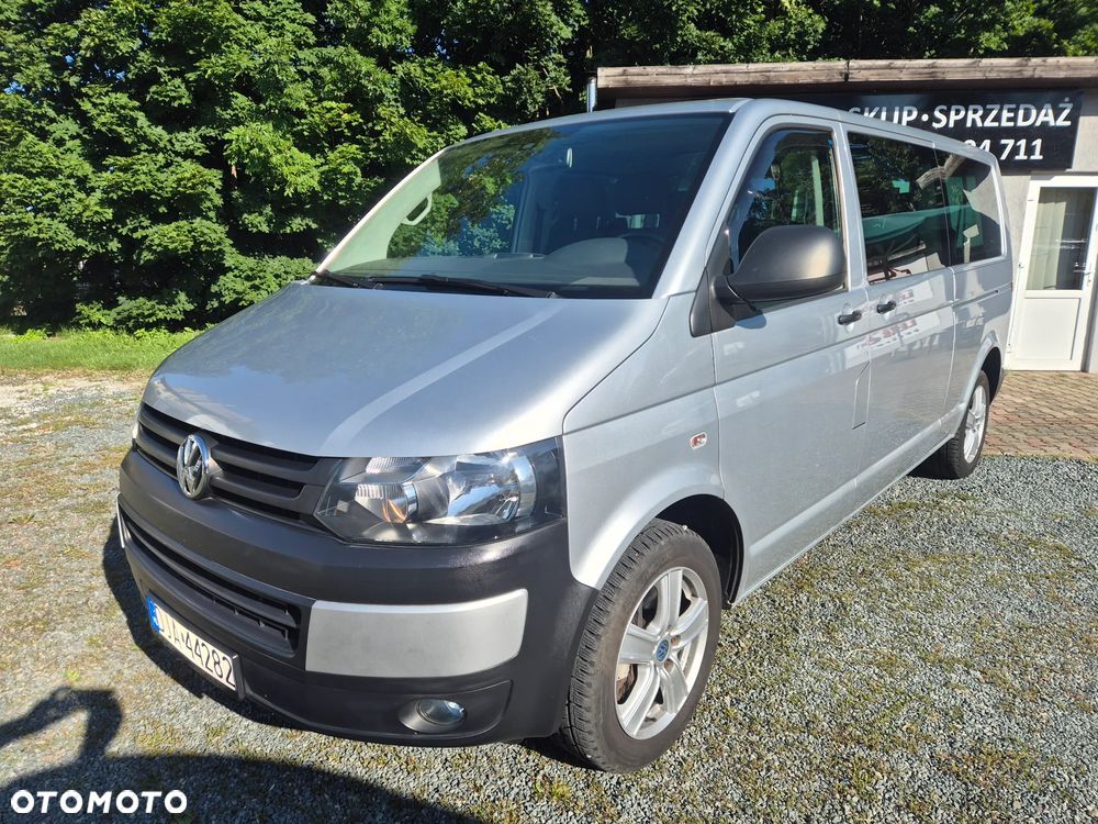 Volkswagen Caravelle - 4