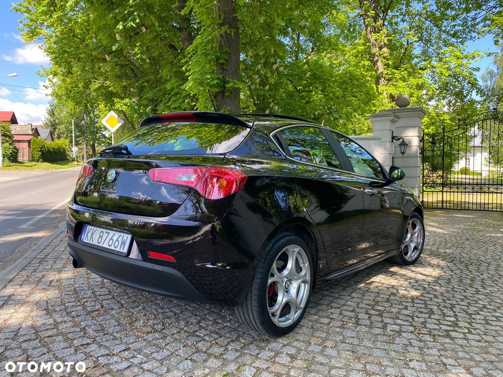 Alfa Romeo Giulietta - 8