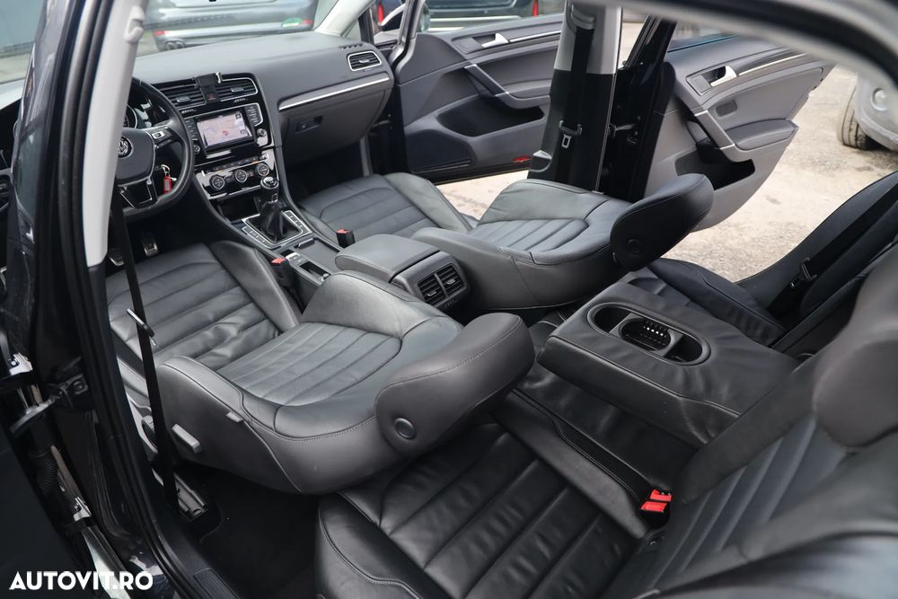 Volkswagen Golf 1.6 TDI DPF BlueMotion Technology Highline - 9