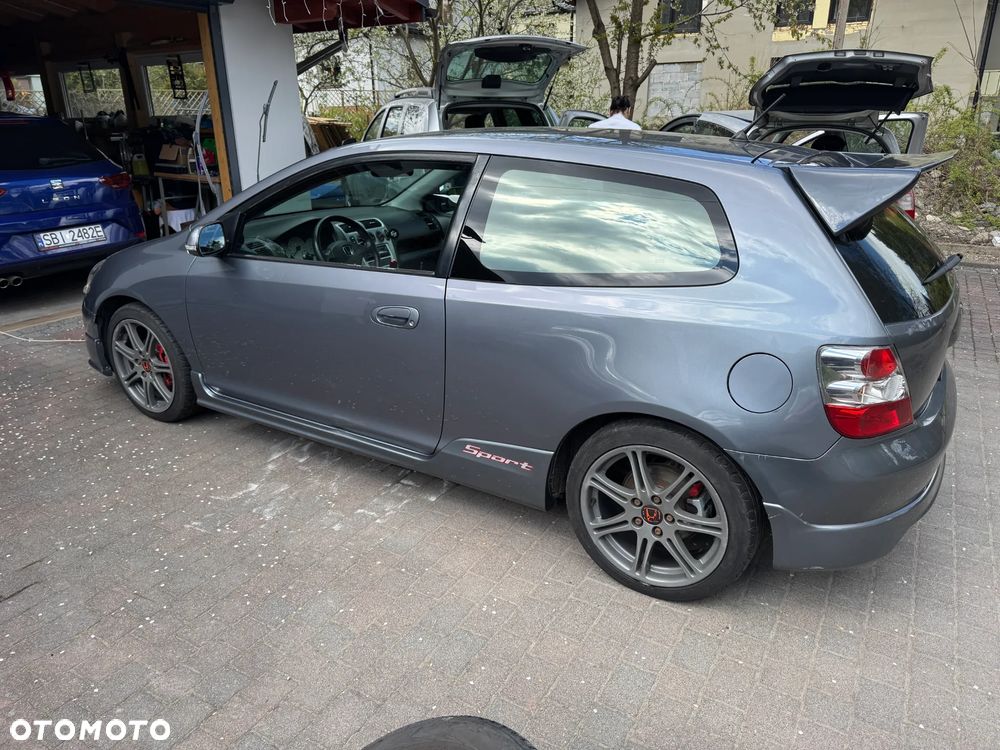 Honda Civic 1.6i Sport - 24