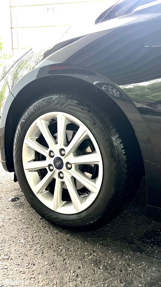 Ford Focus 1.0 EcoBoost STart-Stopp-System TITANIUM - 12
