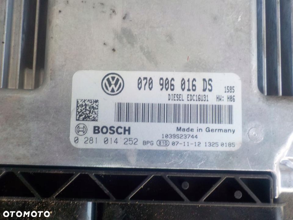 VW T5 2.5 TDI KOMPUTER STEROWNIK 070906016DS - 2