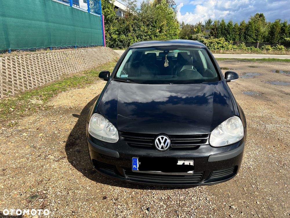 Volkswagen Golf V 1.9 TDI Comfortline - 1