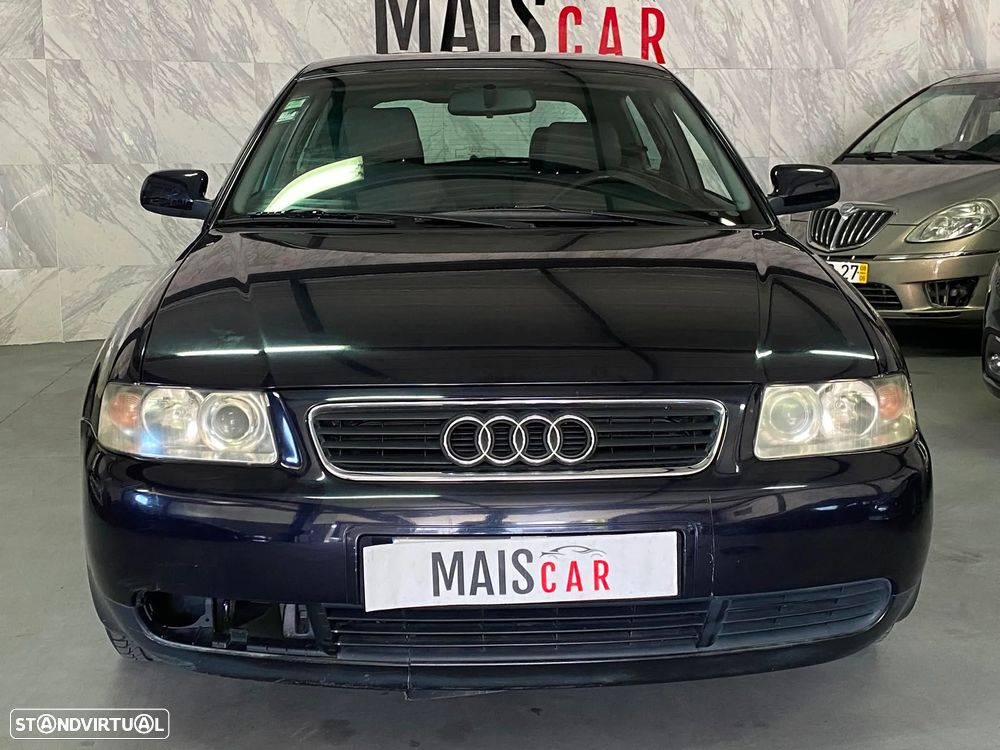Audi A3 1.6 Sport - 3